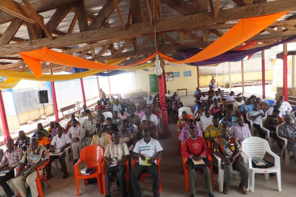 Gemeentegroeiconferentie in Bouaké