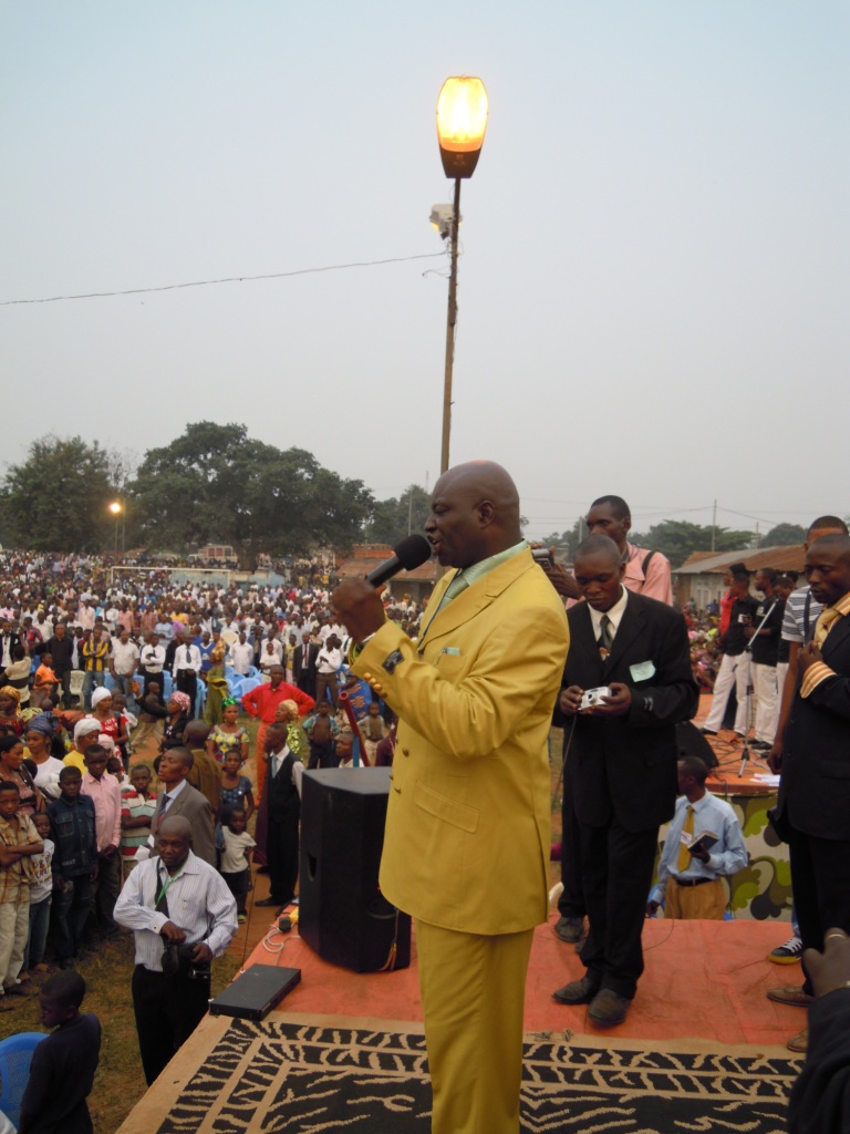 medewerker ds. Jean de Dieu Bayembi (Mbuji Mayi)