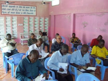 Werkoverleg met de werkers en vrijwilligers van Africe, Kinshasa, jan. 2010