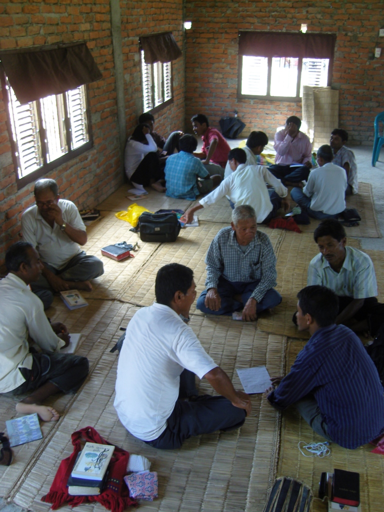 Groepsdiscussie in Kukurmara